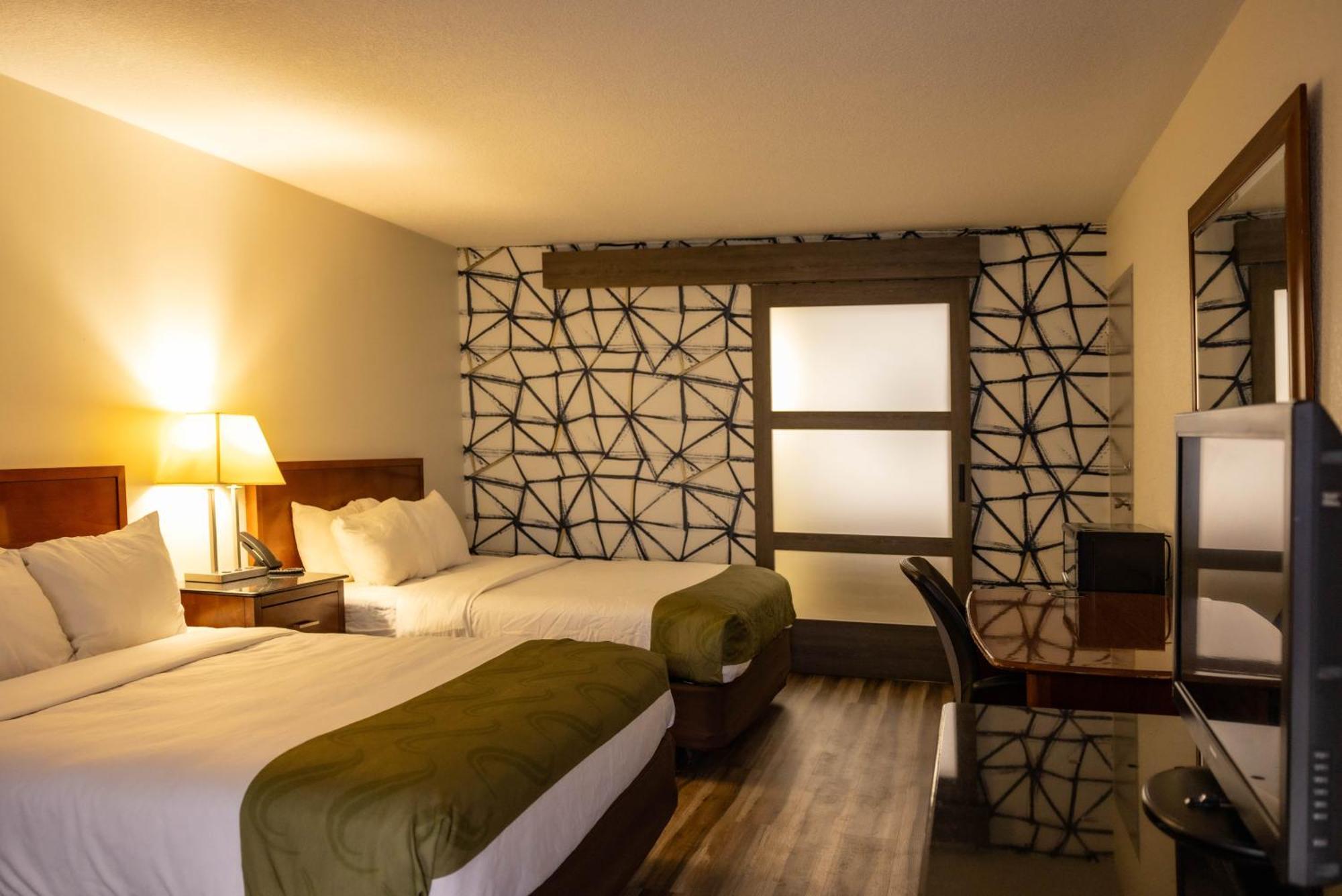 Quality Inn & Suites Lake Havasu City Exterior foto